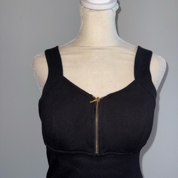 Cache Black Tank Top with Zipper - Picture 3 of 4